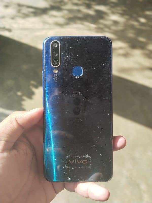 vivo y15 normal condition 4gb ram and 64gb rom 4