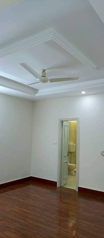 10 MARLA HOUSE FOR SALE SHADMAN COLONY NEAR KHAWAJA ISLAM ROAD 7