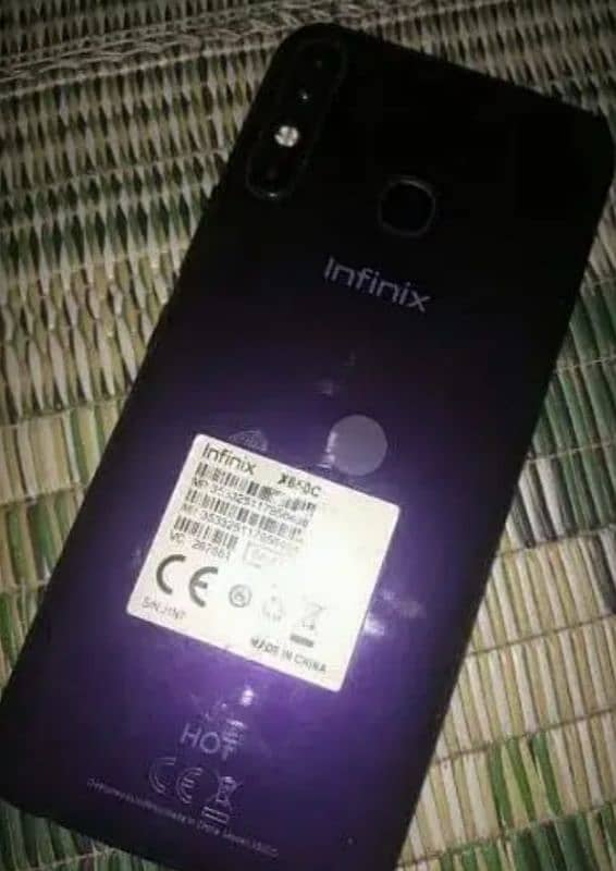 Infinix hot 8 1