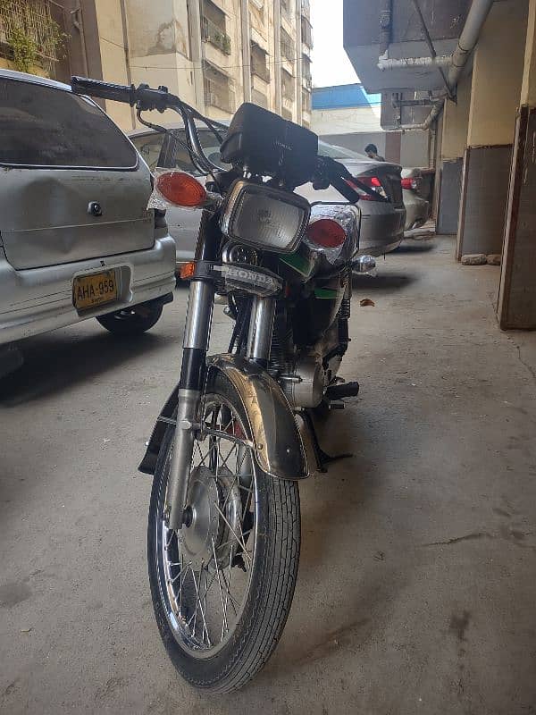 honda 125 2013 geunine condition tanki tappa orignal 0