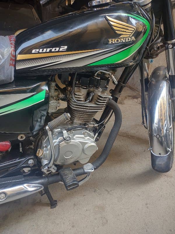 honda 125 2013 geunine condition tanki tappa orignal 7