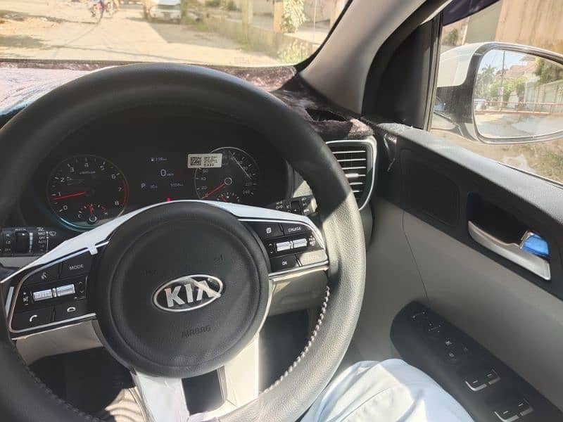 KIA Sportage 2022 FWD zero condition 1