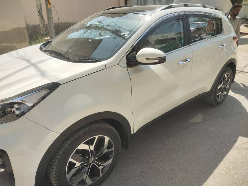 KIA Sportage 2022 FWD zero condition 11