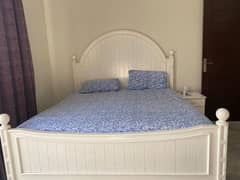 king size bed