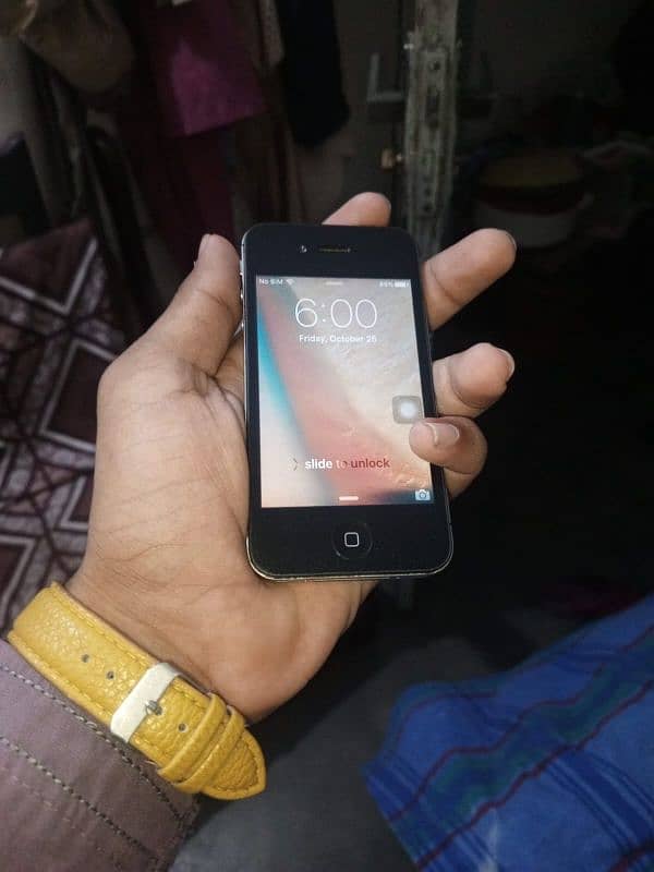 iphone 4s non pta 10/10 condition 0