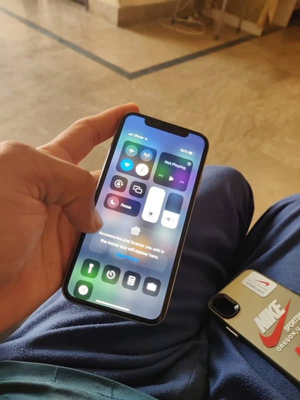 iPhone x sim working 100% 7