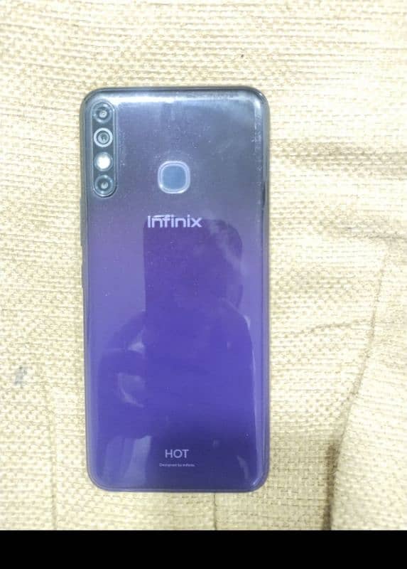 Infinix Hot8 3