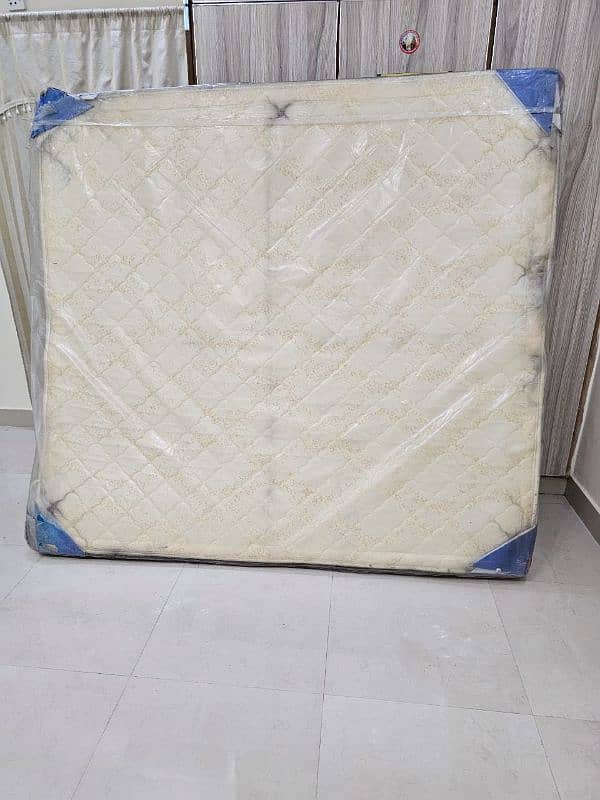 Diamond Mattress king size 10 inches 0