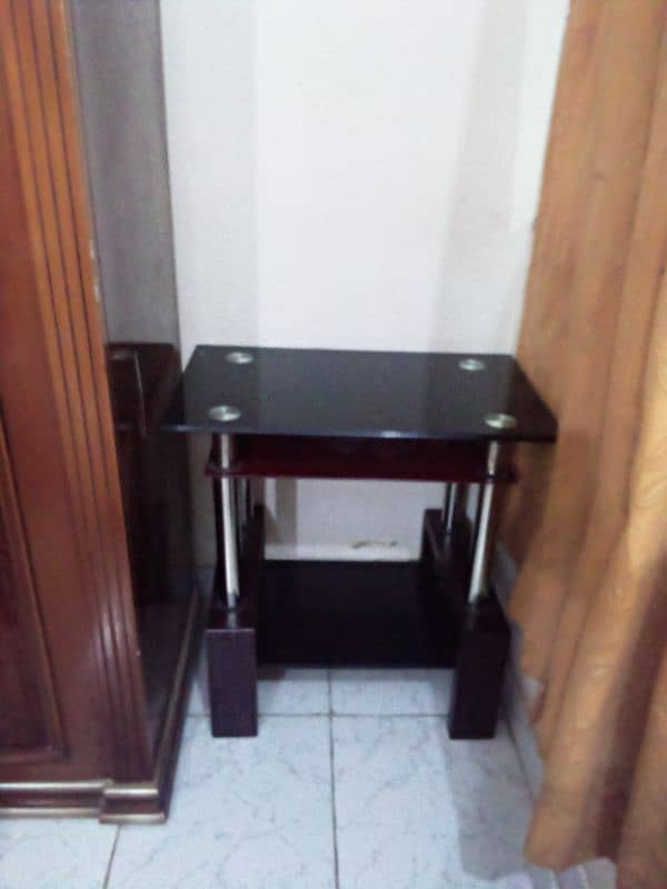 t. v trolly for sale 2