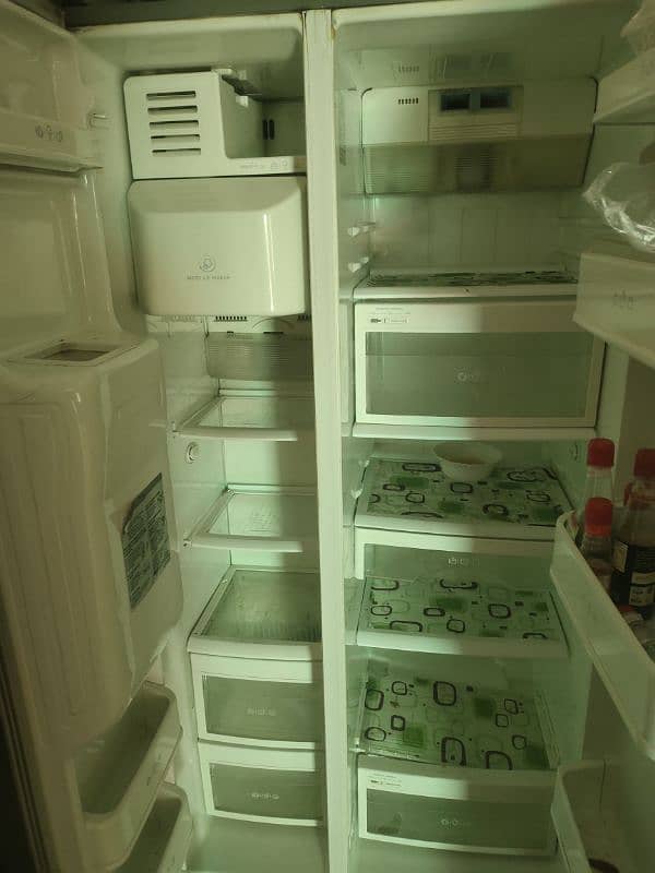 double door LG fridge 2