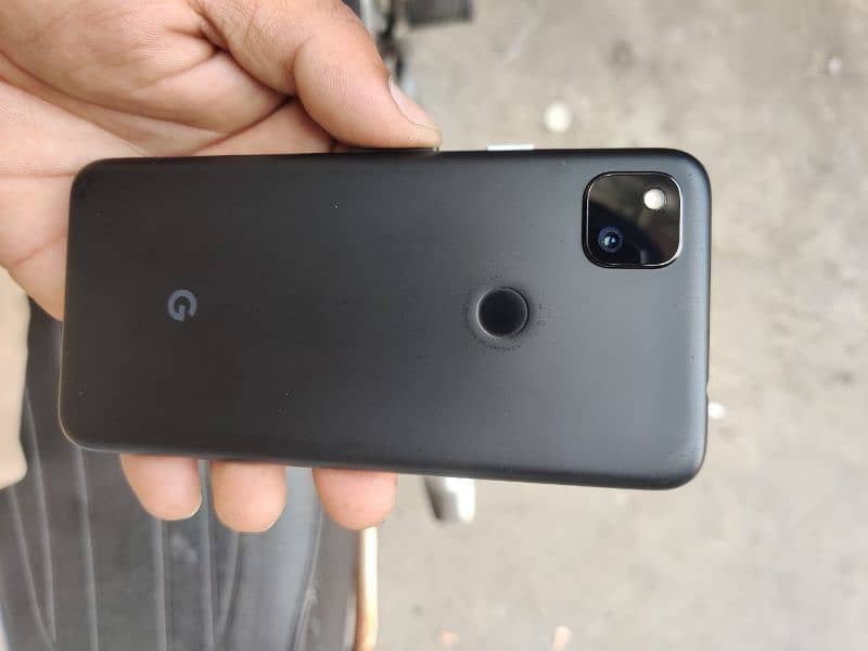 Google Pixel 4a 4