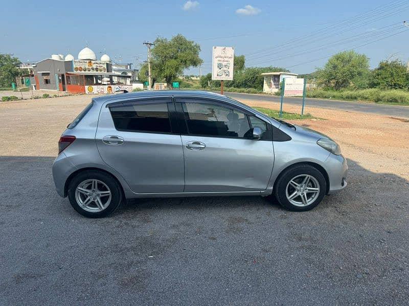 Toyota Vitz 2013 0