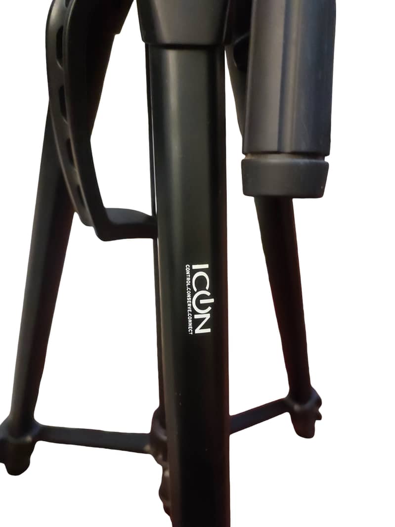 ICON 7860 professional tripod 8