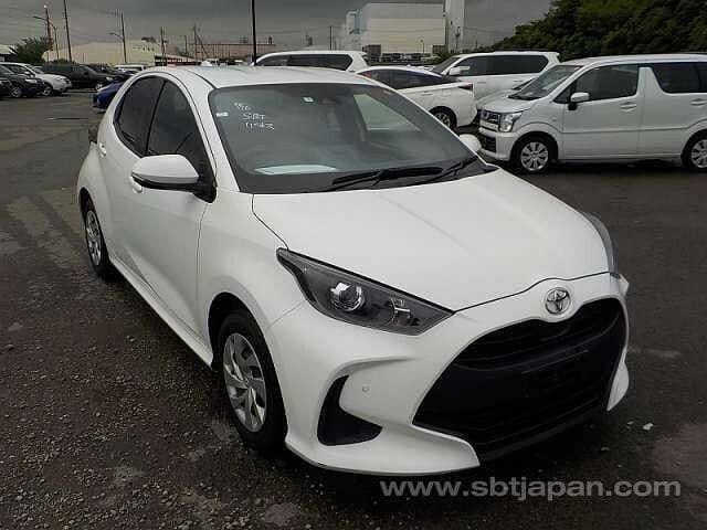 Toyota Yaris 2021 X PACKAGE PUSH START 9