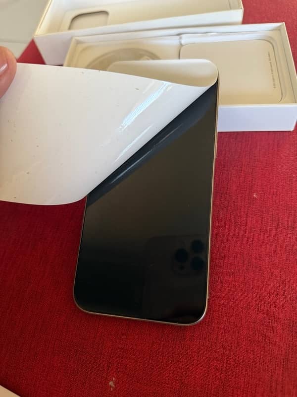 iphone 15proMax with complete packing PTA approve with Airpods Pro 2nd 1