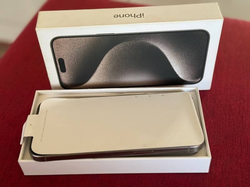 iphone 15proMax with complete packing PTA approve with Airpods Pro 2nd 5