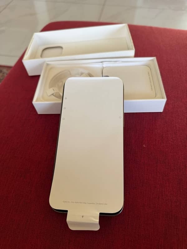 iphone 15proMax with complete packing PTA approve with Airpods Pro 2nd 9