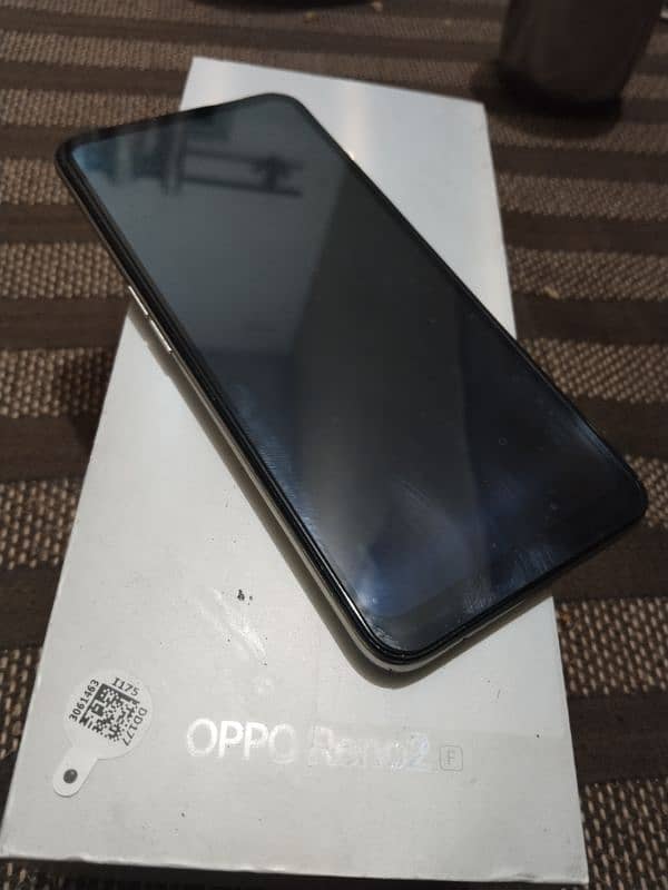 OppoReno2f 4