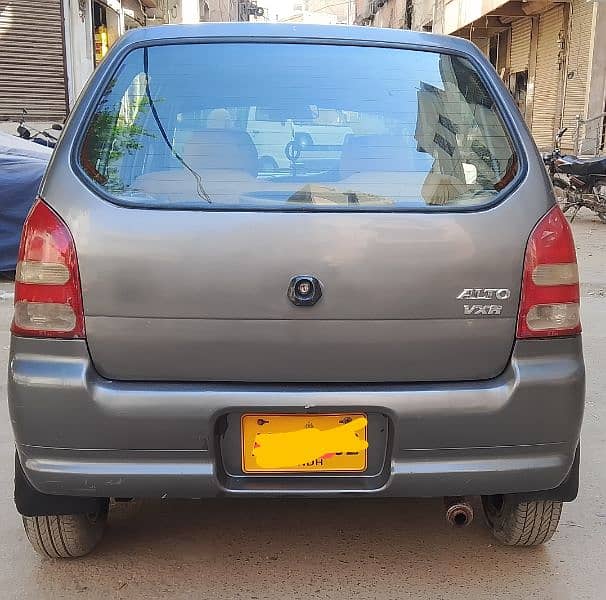 Suzuki Alto 2010 4