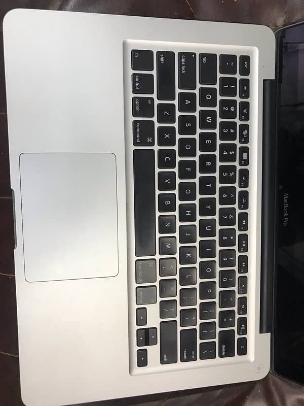 Macbook pro 2012 mid 0