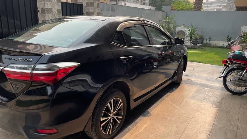 Toyota Corolla Altis 2017 7