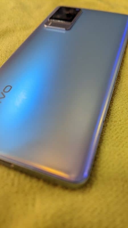 vivo x60 pro 5G 4