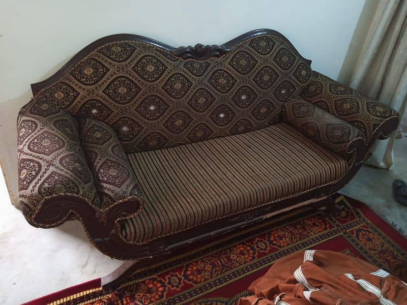 3 sofas for sale 0