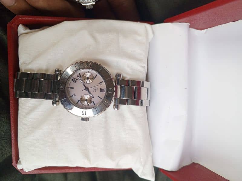 Guess watches for sale in good condition 2