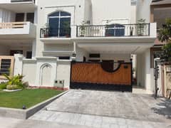 8 Marla Designer House For Sale