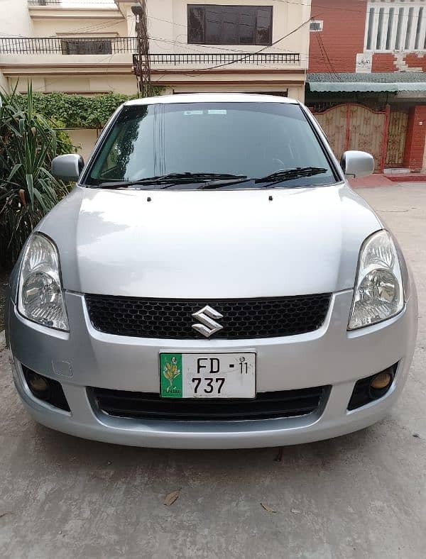 Suzuki Swift 2011 0