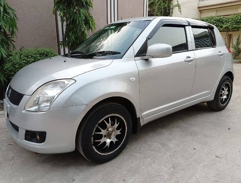 Suzuki Swift 2011 6