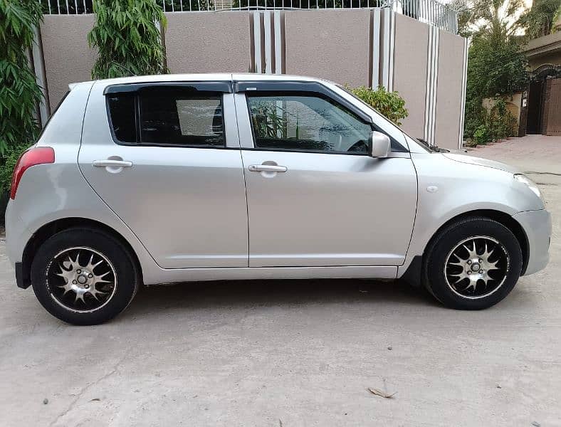 Suzuki Swift 2011 16