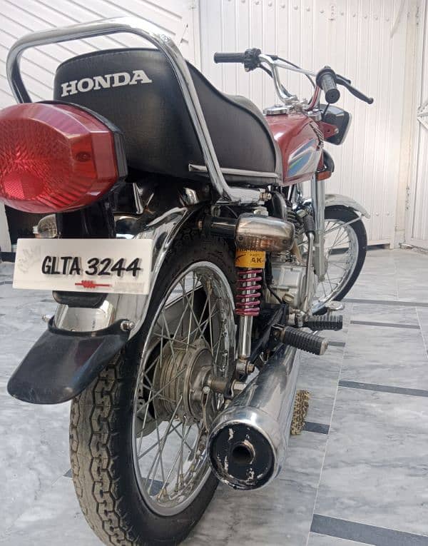 Honda 125 for sale urgent 7