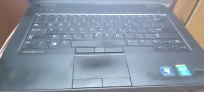 Dell laptop for sell like new a few days used 5th generation core i5