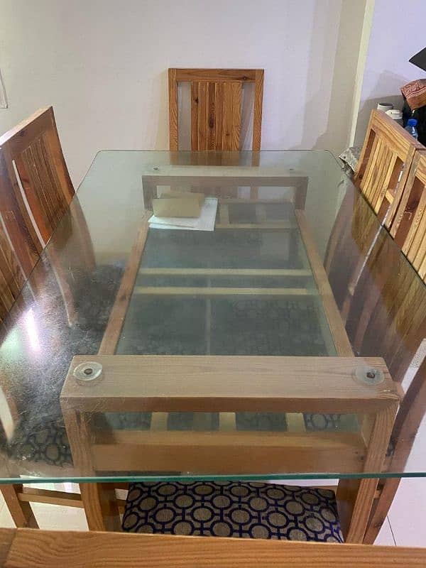 Dining table for sell 35000 6chair 1