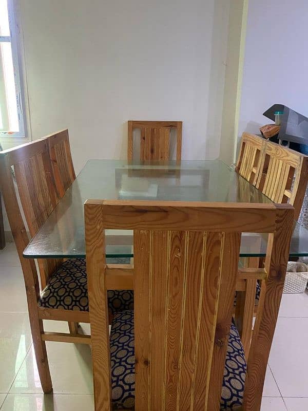 Dining table for sell 35000 6chair 3