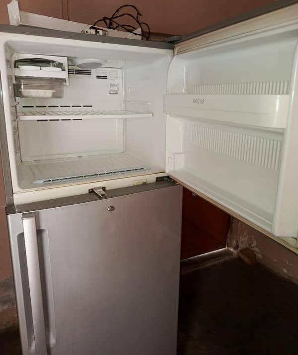 LG REFRIGERATOR 0