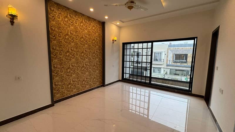 LUXURY 10.75 MARLA HOUSE FOR SALE IN BAHRIA TOWN LAHOPRE 27