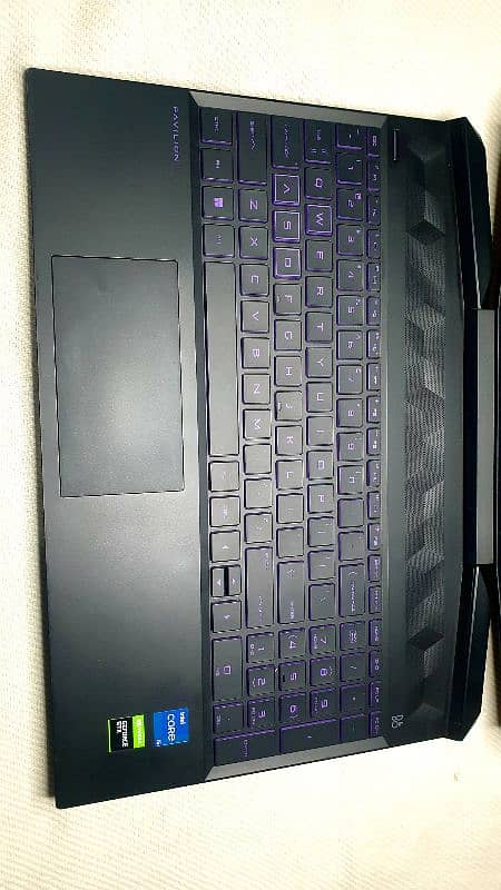 HP PAVILION 15 GAMING LAPTOP 8