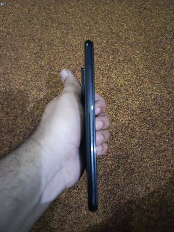 Xiaomi Redmi Note 8  -  4/64Gb 7