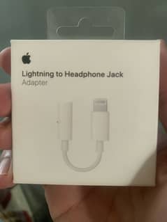 Apple lightning to 3.5mm audio jack