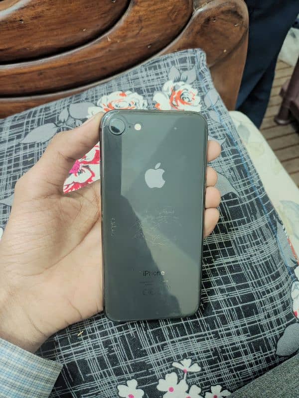 IPhone 8 Not PTA 1