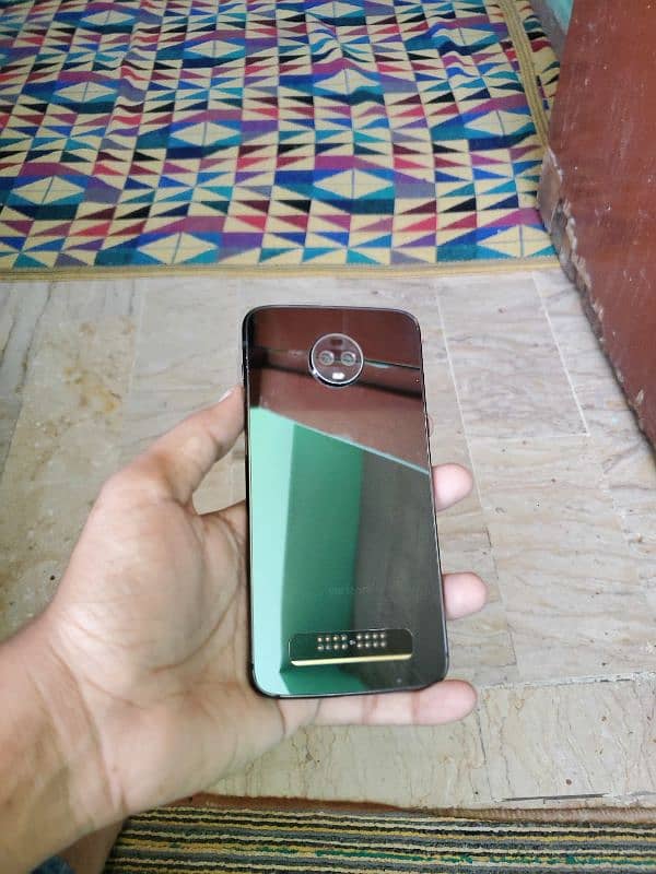 Moto Z3 Non Pta Gaming or Camera Phone 0