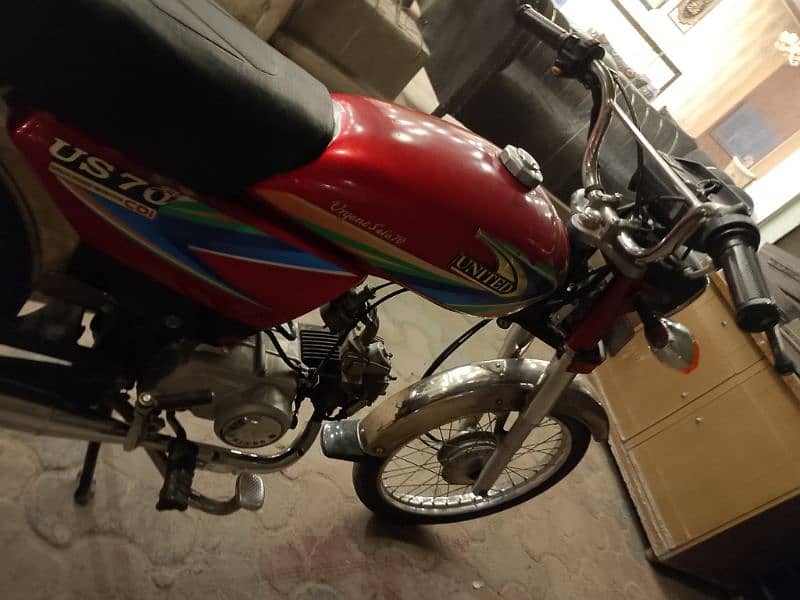 United 70 CC band engine good condition 3