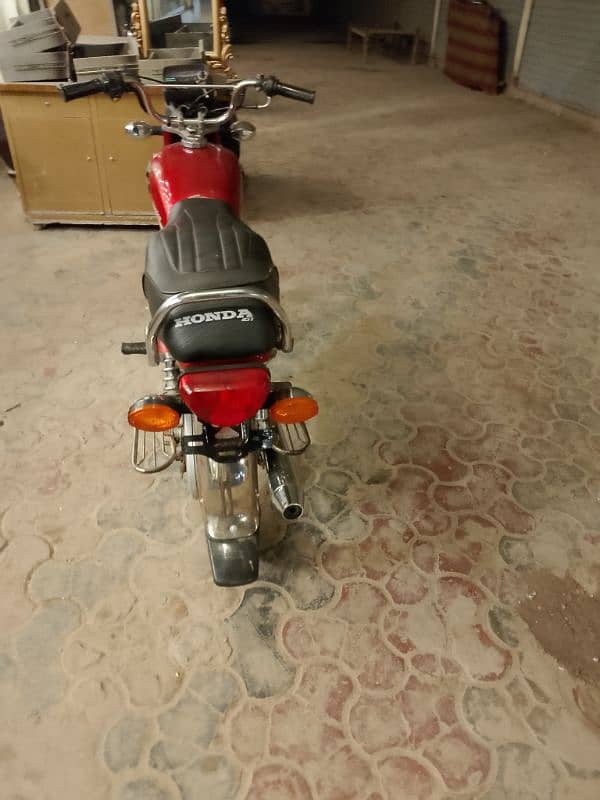 United 70 CC band engine good condition 10