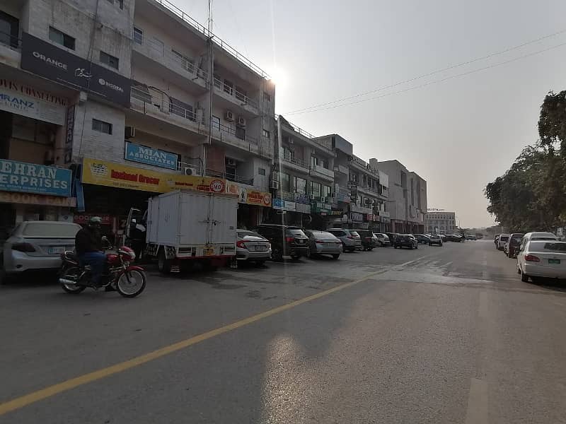 11x56 Lower Ground Floor Shop Available On Rent Located In I-8 Markaz Islamabad Near Main Round About And Dewatson, Cheezious, KFC, Tim Horton, OPTP, Tehzeeb, Juice land 4