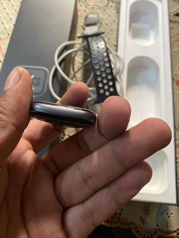 apple watch series 4/44mm 2