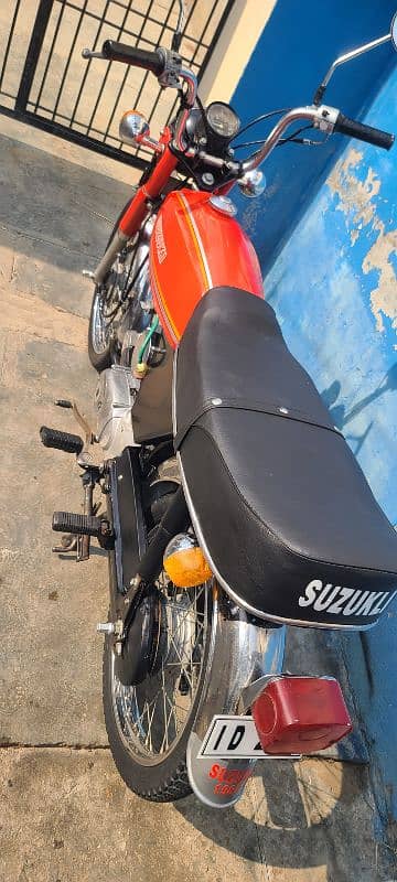 suzuki 4