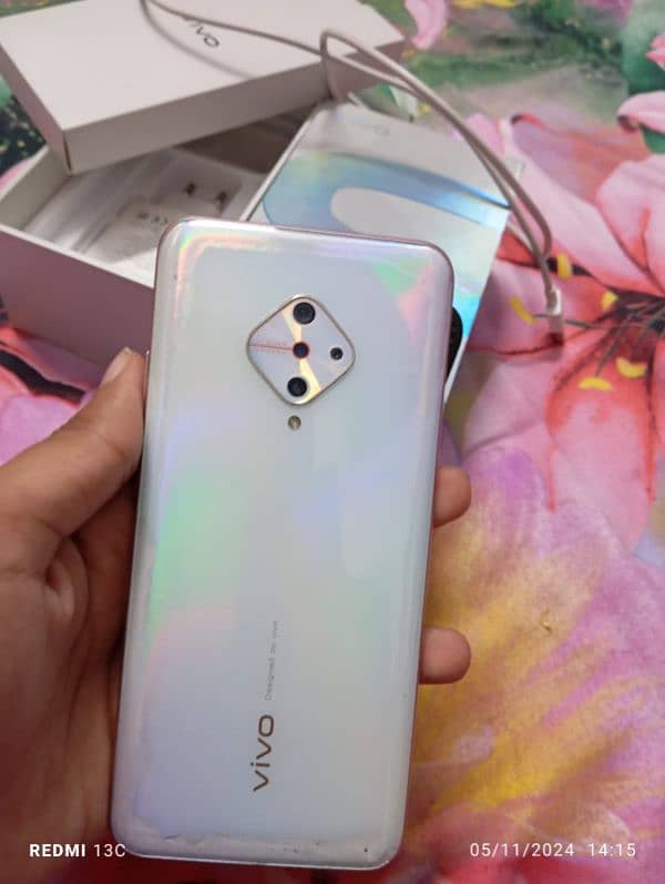 vivo s1 pro 8 128 6