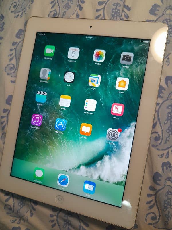 Ipad 4 Great as new condition original condition never repaired 1